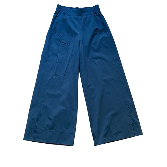 Luluemon Pants - Lululemon Stretch Woven Wide-Leg Pants High-Rise Crop Blue 25.5" Length, Size XS